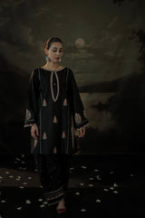 Black Iris (Stitched 2 Pcs)