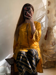 Saya (Stitched 2 Pcs)